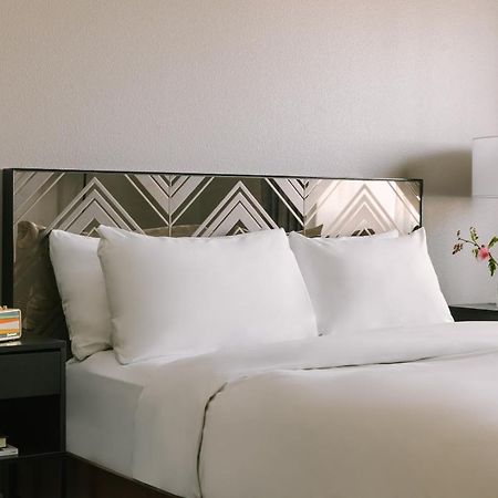 The V Powered By Sonder Hotell Palm Springs Exteriör bild
