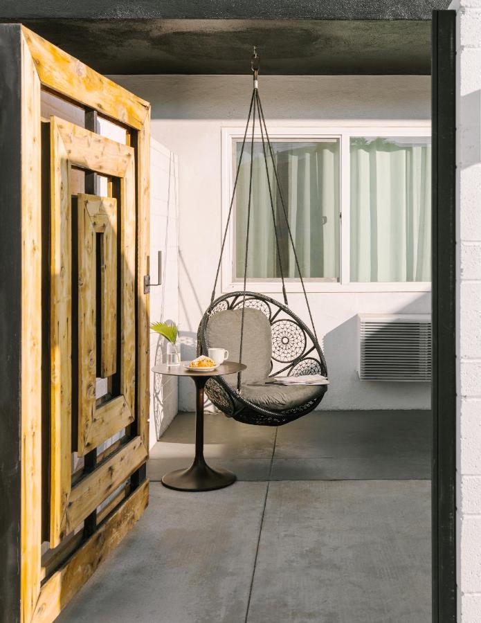 The V Powered By Sonder Hotell Palm Springs Exteriör bild